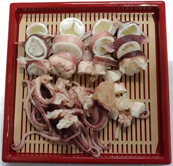 10331.茹で用ビンダコ 900g(13匹程度)セット 3,200円